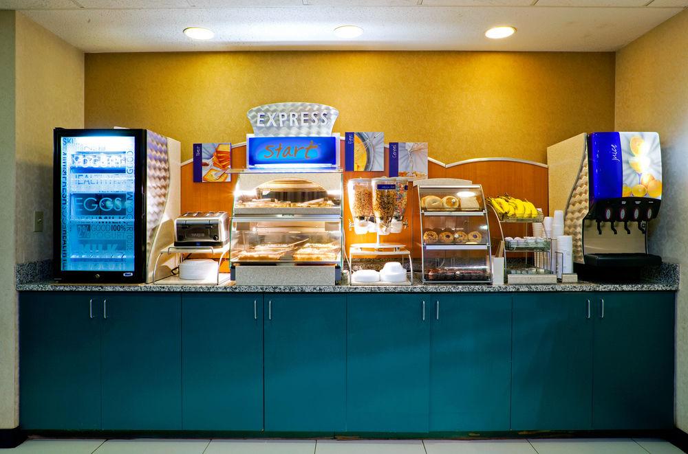 Holiday Inn Express Hillsborough-Durham Area By Ihg Ngoại thất bức ảnh