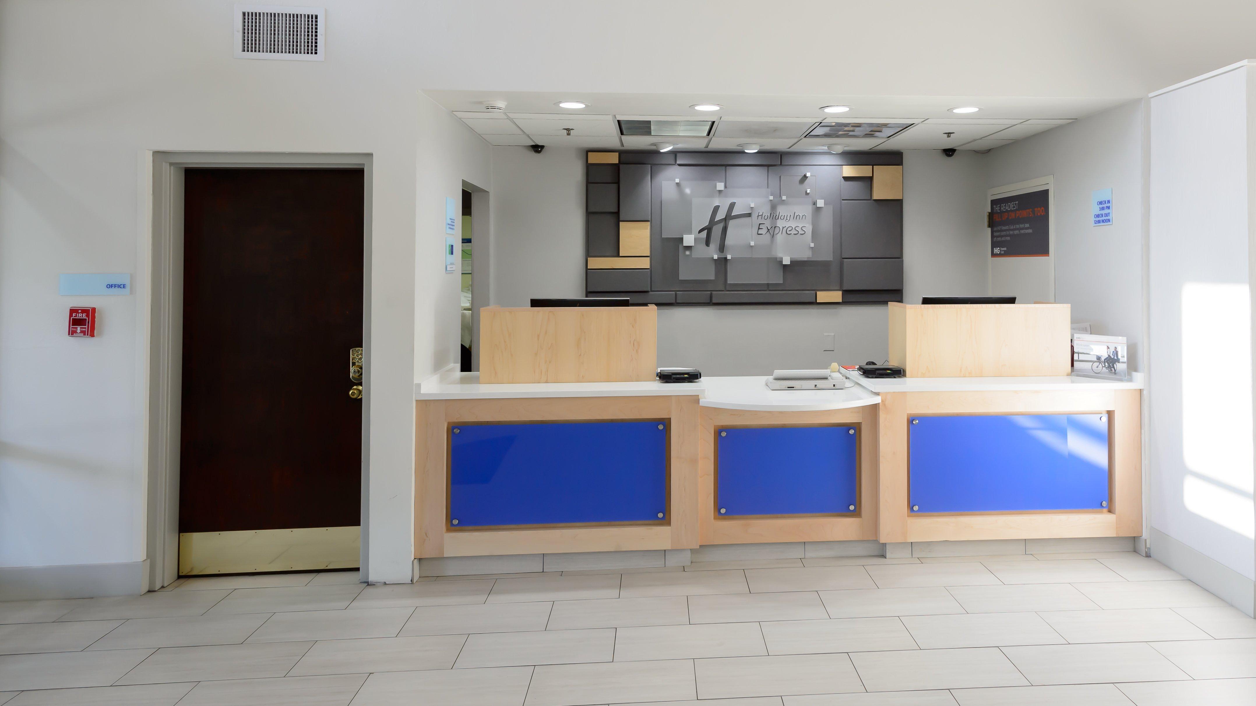 Holiday Inn Express Hillsborough-Durham Area By Ihg Ngoại thất bức ảnh