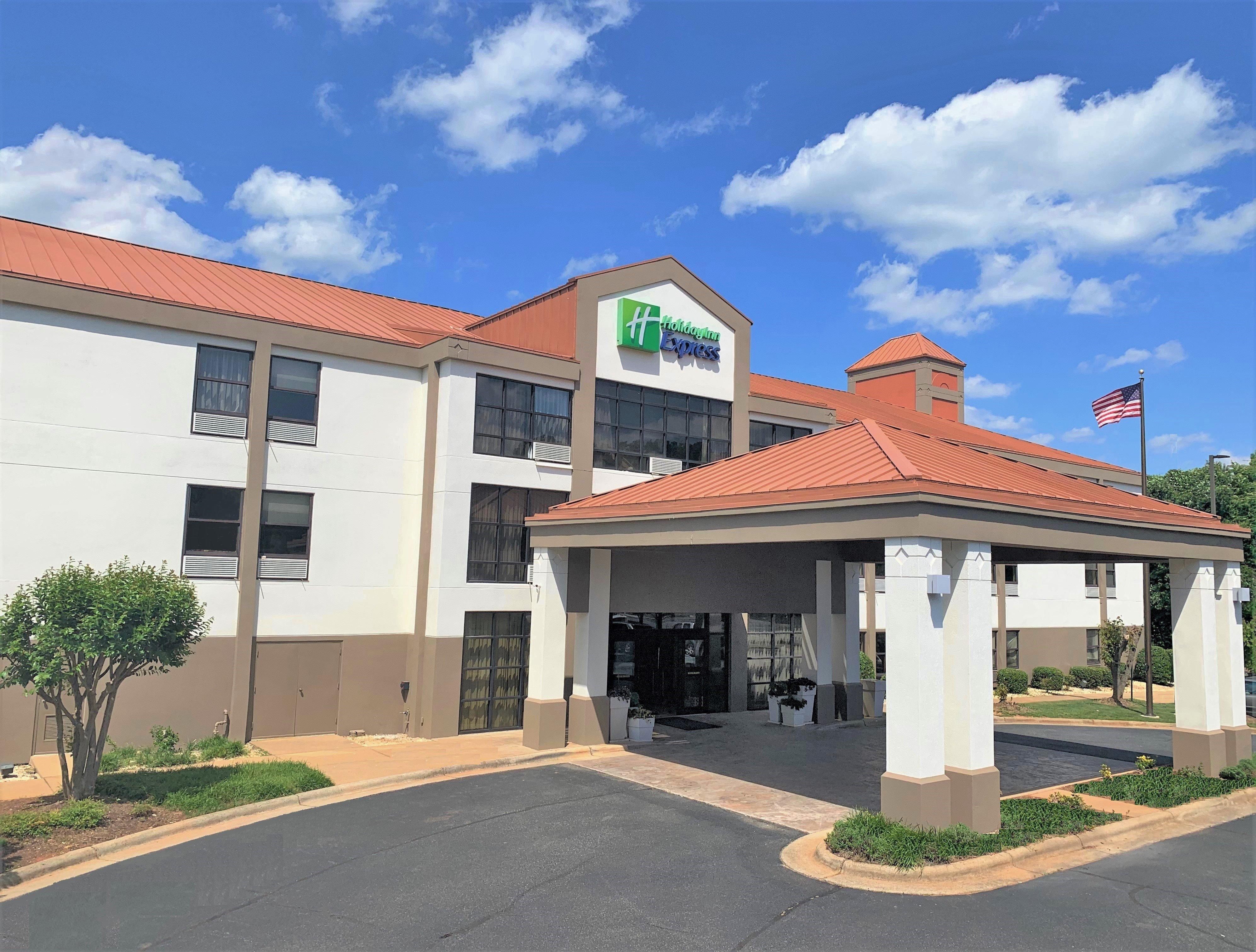 Holiday Inn Express Hillsborough-Durham Area By Ihg Ngoại thất bức ảnh