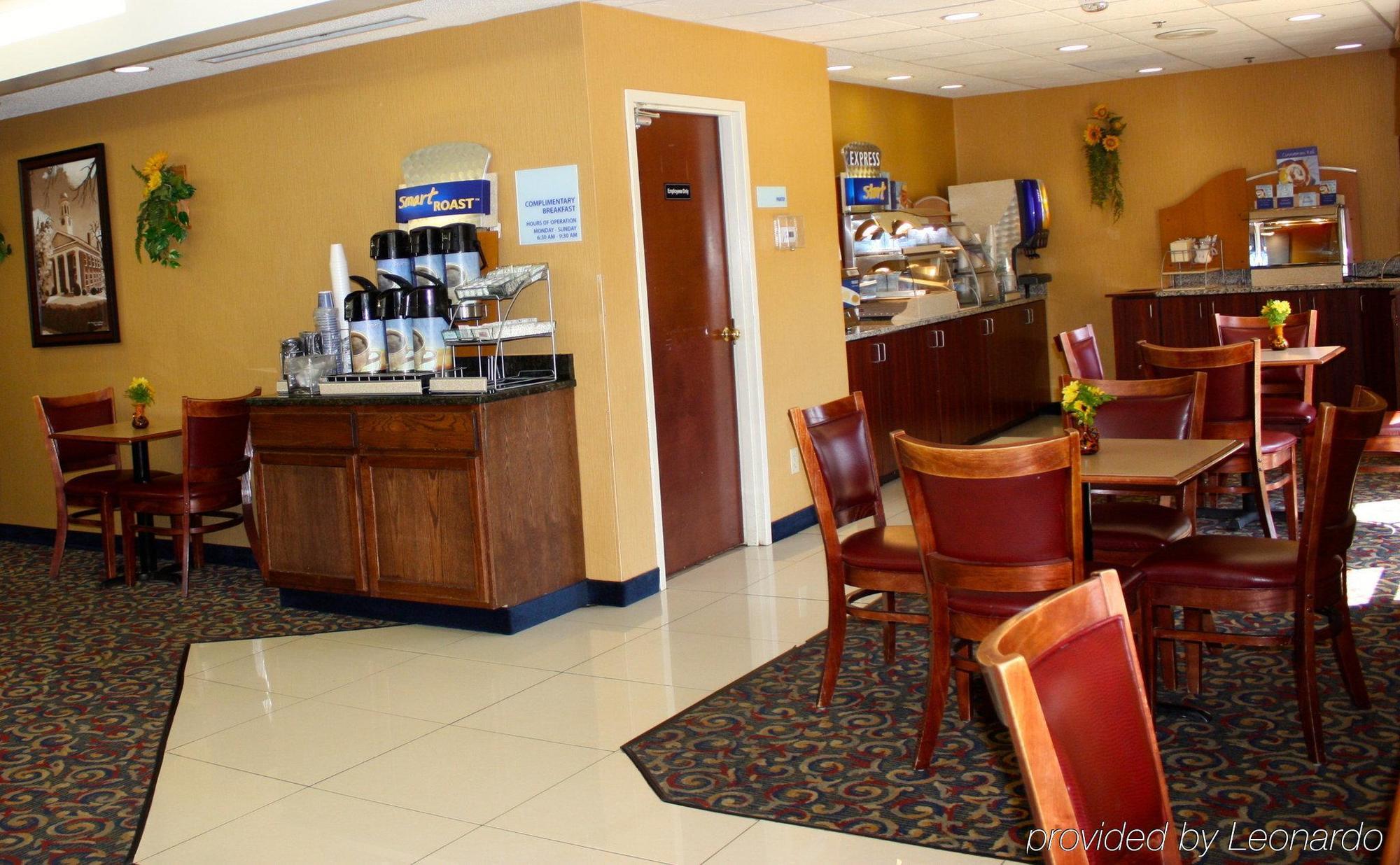 Holiday Inn Express Hillsborough-Durham Area By Ihg Ngoại thất bức ảnh