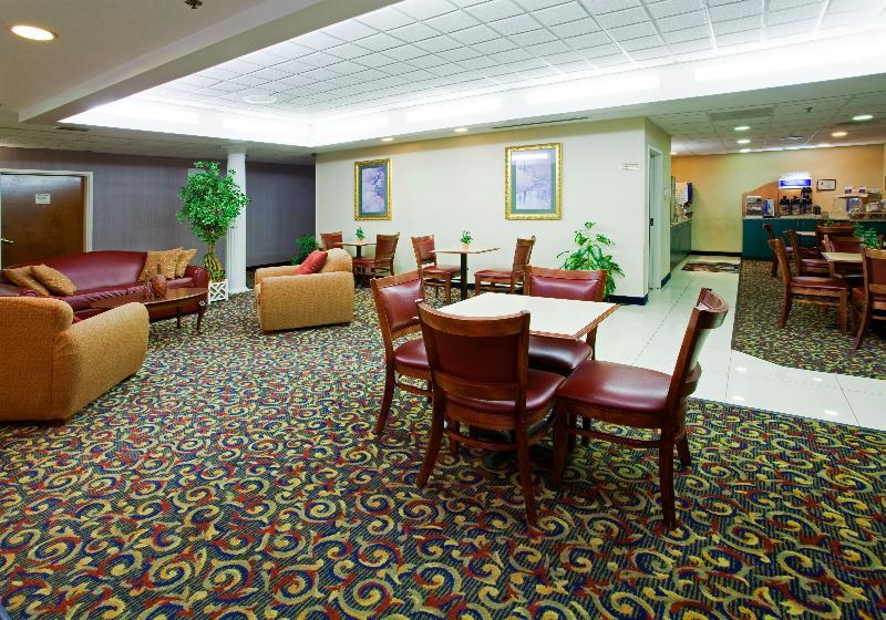 Holiday Inn Express Hillsborough-Durham Area By Ihg Ngoại thất bức ảnh